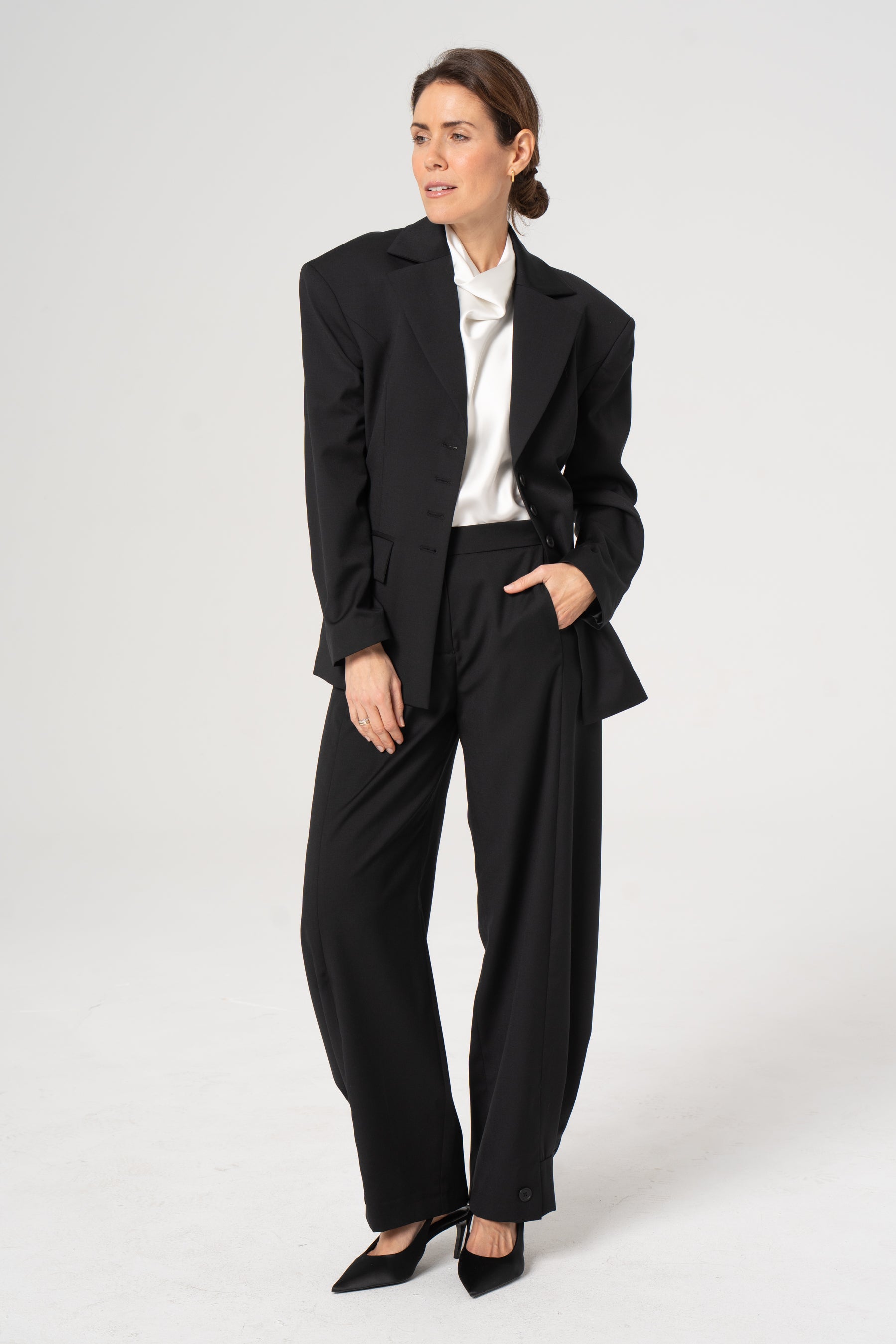 Spodnie wełniane ROMA czarne